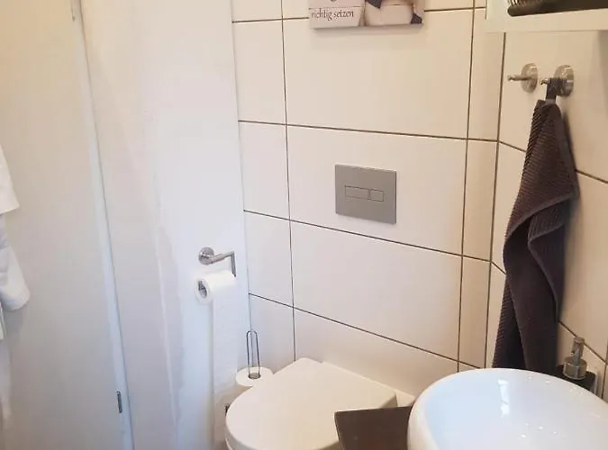 Linden 13 Hébergement de vacances *